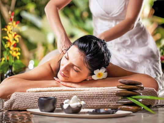 SMARTBOX - Tanti Auguri - Cofanetto regalo - 1 cena o 1 trattamento benessere o 1 attività sportiva per 1 o 2 persone - 6