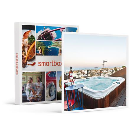 SMARTBOX - Soggiorno di 1 notte in un esclusivo resort in Italia con pausa in vasca idromassaggio Jacuzzi® - Cofanetto regalo