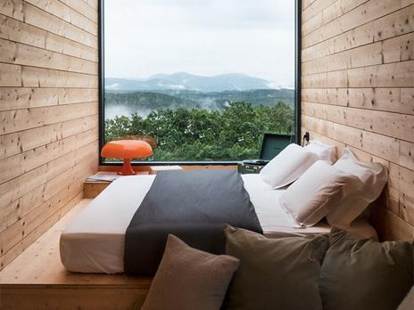 SMARTBOX - Weekend insolito in una casa sull’albero: 1 notte nella Walden House a Perugia - Cofanetto regalo - 2