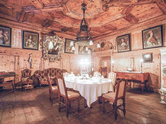 SMARTBOX - Nella Svizzera di una volta con 1 notte in uno Swiss Historic Hotel - Cofanetto regalo - 3