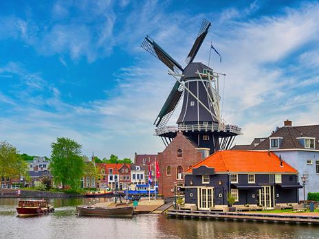 SMARTBOX - La magia dei Paesi Bassi: 1 notte con colazione per 2 - Cofanetto regalo - 3