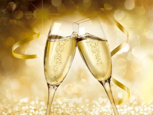 SMARTBOX - Sorpresa di Natale per Te: 1 degustazione o 1 attività benessere o 1 avventura - Cofanetto regalo - 4