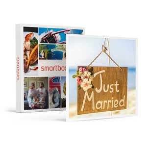 Idee regalo SMARTBOX - Viaggio romantico per gli sposi: 1 o 2 notti con possibilità di cena o relax - Cofanetto regalo Smartbox