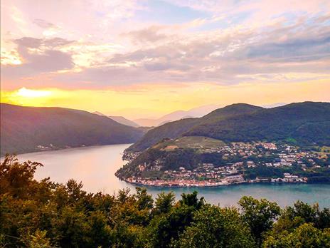 SMARTBOX - Insieme tra gusto e panorami montani: viaggio in funivia e aperitivo vicino a Lugano - Cofanetto regalo - 2