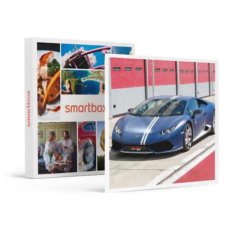 SMARTBOX - 3 giri in Lamborghini AVIO sul Circuito Internazionale di Busca in Piemonte con video incluso - Cofanetto regalo