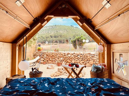 SMARTBOX - Io, te e le stelle: 2 insolite notti in StarsBox con kit aperitivo in Sardegna - Cofanetto regalo - 2