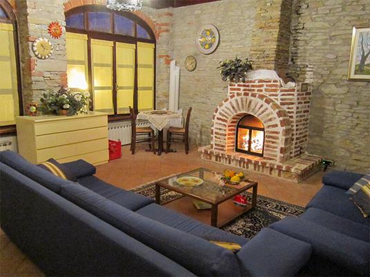 SMARTBOX - Avventuroso soggiorno vicino a Cuneo: 1 notte con cena e trekking coi lama - Cofanetto regalo - 3