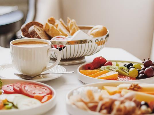 SMARTBOX - 3 notti a Rovaniemi con visita al Villaggio di Babbo Natale e tour in motoslitta alla scoperta dell''Aurora Boreale - Cofanetto regalo - 3