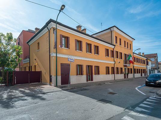 SMARTBOX - 2 suggestive notti in suite a Venezia con giro in gondola - Cofanetto regalo - 2