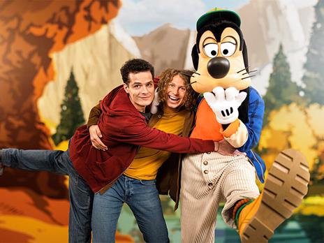 SMARTBOX - Fiabe e Magia: biglietto data a scelta 1 giorno per 1 Parco Disney® per 2 adulti e 1 bambino - Cofanetto regalo - 2