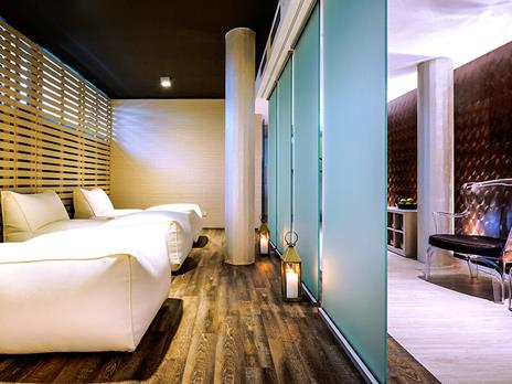 SMARTBOX - Benessere a 4 stelle: 1 accesso Spa e 1 trattamento di 30min al Savoy Beauty & Spa - Cofanetto regalo - 2