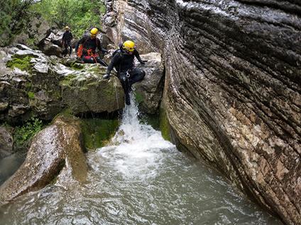 SMARTBOX - Canyoning in Val di Sole: avventura e adrenalina per 1 - Cofanetto regalo