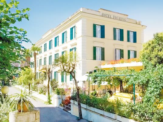 EMOZIONE3 - 2 giorni per grandi e piccoli - Cofanetto regalo - 1 notte con colazione per 2 adulti e 2 bambini - 5