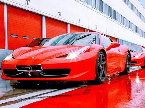 SMARTBOX - Alla guida di 3 super car - Cofanetto regalo - 9