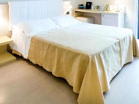 SMARTBOX - Fuga a Rimini e Riccione - Cofanetto regalo - 5