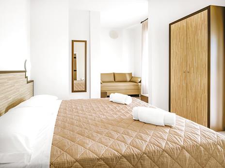 SMARTBOX - Fuga a Rimini e Riccione - Cofanetto regalo - 7