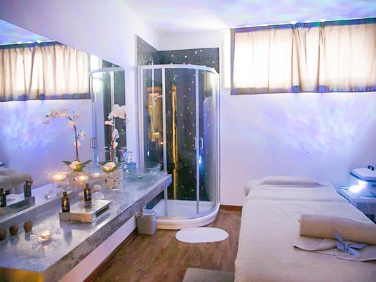 SMARTBOX - Una pausa tutta per te: percorso Spa con aperitivo nel cuore di Napoli - Cofanetto regalo - 5