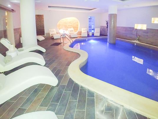 SMARTBOX - Una pausa tutta per te: percorso Spa con aperitivo nel cuore di Napoli - Cofanetto regalo - 8