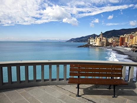 EMOZIONE3 2 giorni al mare Cofanetto regalo 1 notte con colazione e 1 momento speciale al mare o al lago per 2 persone - 5
