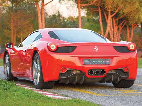 SMARTBOX - 1 giro su pista al volante di una Lamborghini Huracan EVO - Cofanetto regalo - 6