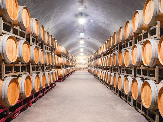 SMARTBOX Soggiorno alla scoperta del vino Cofanetto regalo 1 o 2 notti per 2 persone con visita alla cantina o ai vigneti - 6