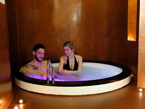 SMARTBOX - Compleanno in spa: 1 ingresso per 2 amanti del benessere - Cofanetto regalo - 5