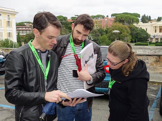 SMARTBOX - Scopri Roma con Foxtrail: caccia al tesoro a Trastevere per 2 persone - Cofanetto regalo - 3