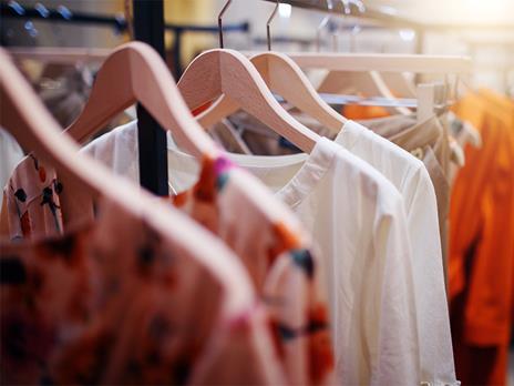 SMARTBOX - Shopping tour a Milano con personal shopper per 2 persone - Cofanetto regalo - 10