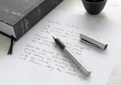 Penna stilografica Grip 2011 M argento - 7