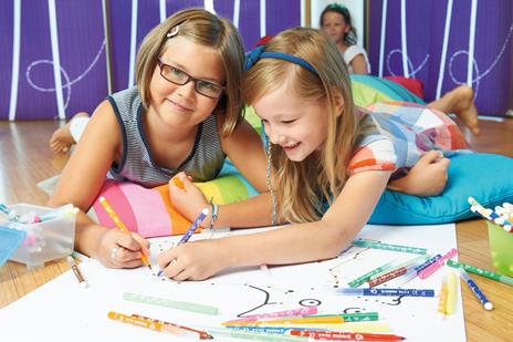 Pennarello a punta fine e fusto triangolare - STABILO Trio A-Z - Astuccio da 18 - Colori assortiti - 5