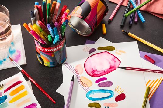 Pennarello Premium - STABILO Pen 68 - ARTY - Portapennarelli in metallo - con 45 colori assortiti - 7