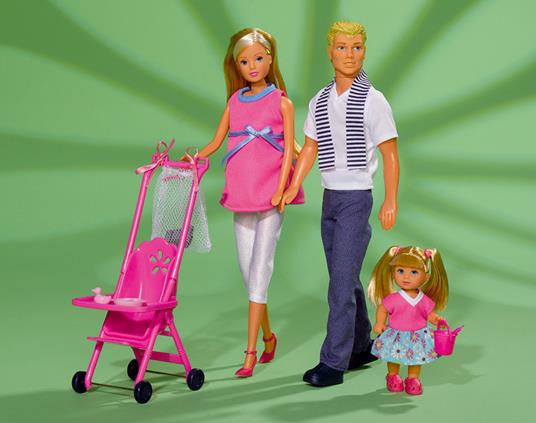 Steffi Incinta, Kevin, Evi Steffi Love. Famiglia - 4