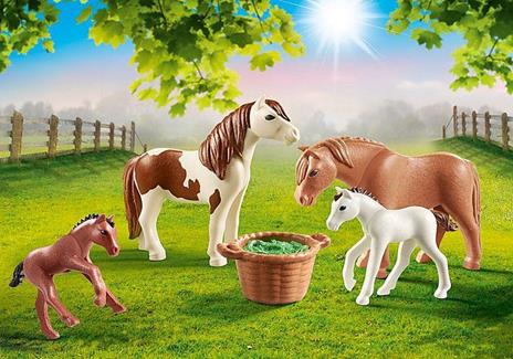 Playmobil 70682 Famiglia di pony - 3