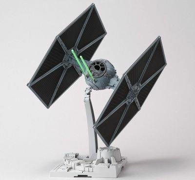 Bandai TIE Fighter 1:72 Kit di montaggio Shuttle - 6