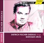 Sings Baroque Arias