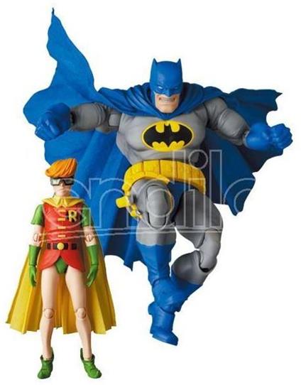 The Dark Knight Returns MAF EX Action Figures Batman Blue Version & Robin 11- 16 Cm Medicom
