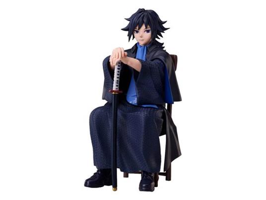Demon Slayer: Kimetsu No Yaiba Statua Giyu Tomioka 16 Cm Aniplex