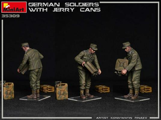 German Soldiers W/Jerry Cans Scala 1/35 (MA35286) - 4