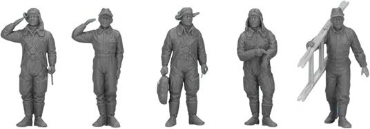 Japanese pilots and Ground Personnel WWII 100% - - 2