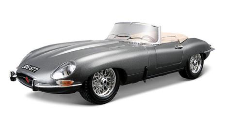 Bburago. Jaguar "E" Cabriolet 1961 1:18 (Grigia / Verde)