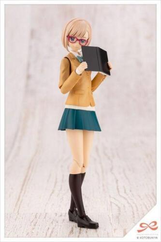 Sousai Shojo Teien Plastica Model Kit 1/10 Koyomi Takanashi Ryobu High School Winter Clothes 15 Cm Kotobukiya