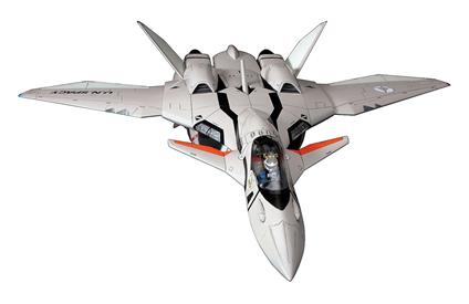 Aereo VF-11B Thunderbolt Macross Plus in scala 1/72