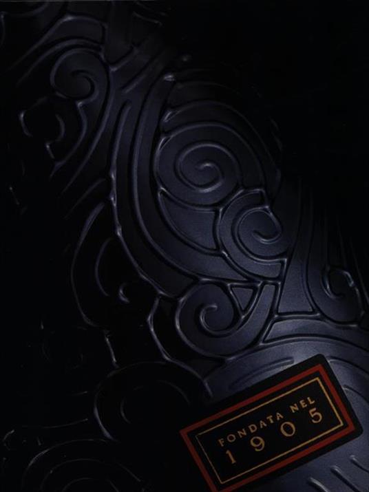 Cento anni di uve e vini della cantina La Versa - copertina