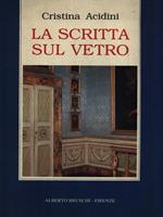 La scritta sul vetro