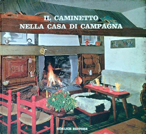 Il caminetto nella casa di campagna