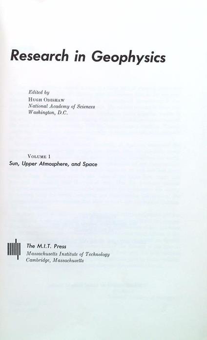 Research in Geophysics 1. Sun, Upper Atmosphere, and Space - copertina