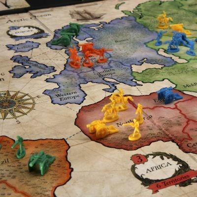 Hasbro B7404101 gioco da tavolo Strategia - 11