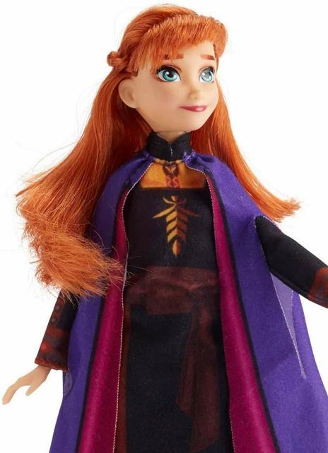 Frozen 2. Anna (Fashion Doll con capelli lunghi e abito blu, ispirata al film Disney Frozen 2) - 3