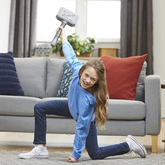 Hasbro Marvel Thor,  Martello Mighty Thor, giocattolo elettronico per il roleplay ispirato al film "Thor: Love and Thunder" - 4