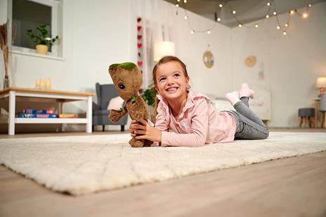 Guardiani Della Galassia Peluche Figura Young Groot 25 Cm Simba - 4